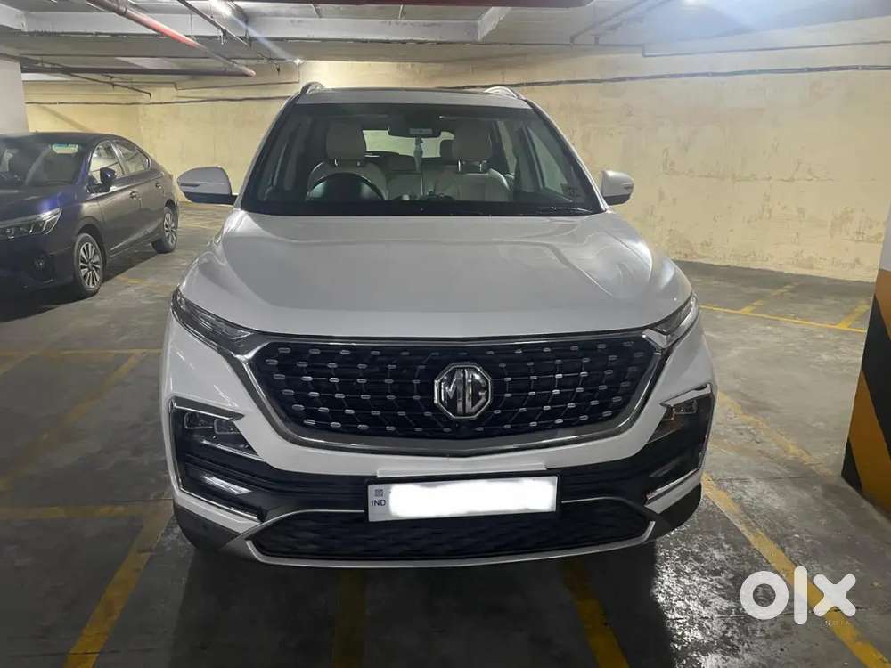 2022 (november) Mg Hector Petrol - At (white) - 5 Seater