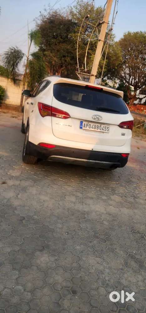 Hyundai Santa Fe 2015 Diesel Good Condition