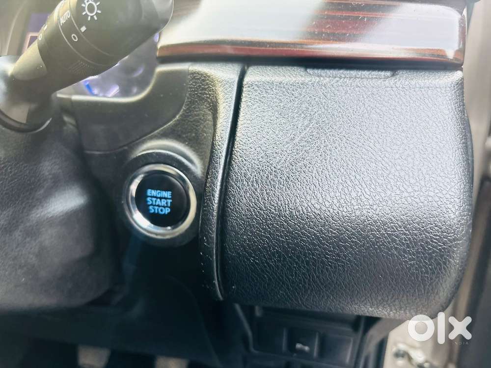 Toyota Innova Crysta