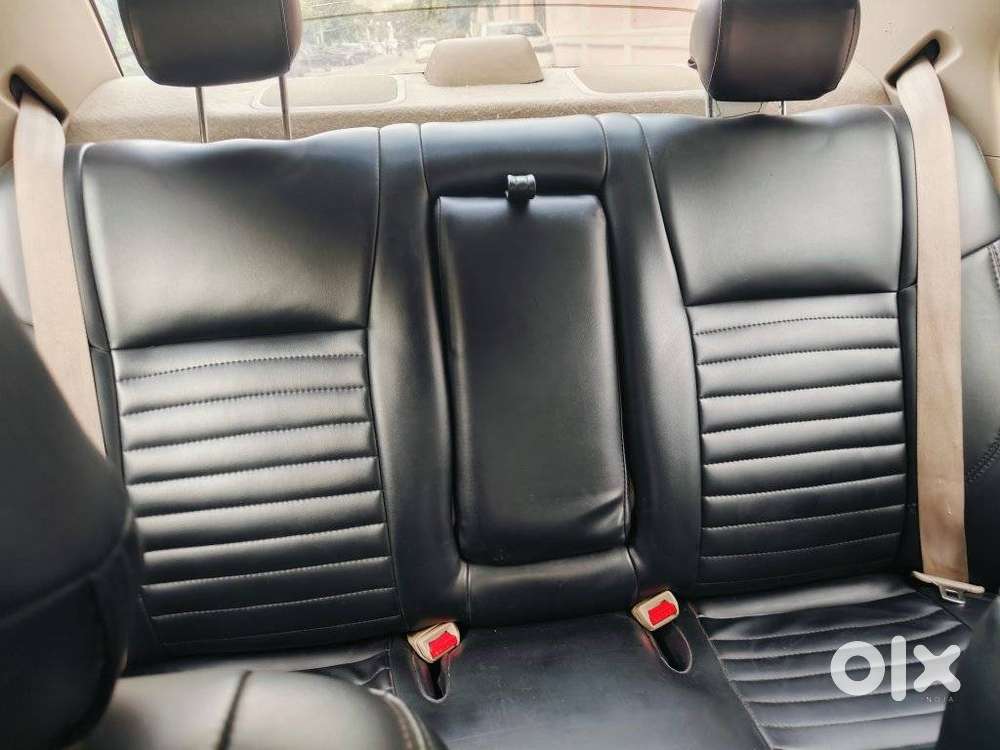 Maruti Suzuki Swift Dzire Vdi Bsiv, 2013, Diesel