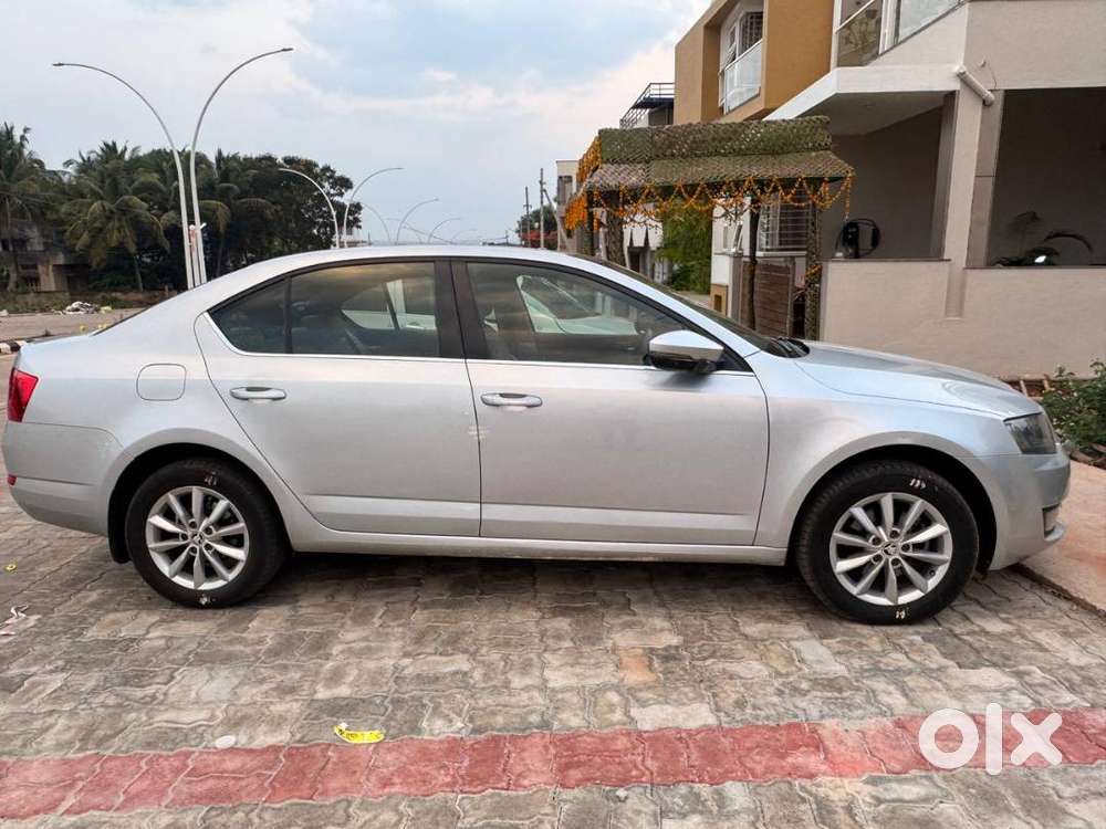 Skoda Octavia 2016 Diesel 143000 Km Driven