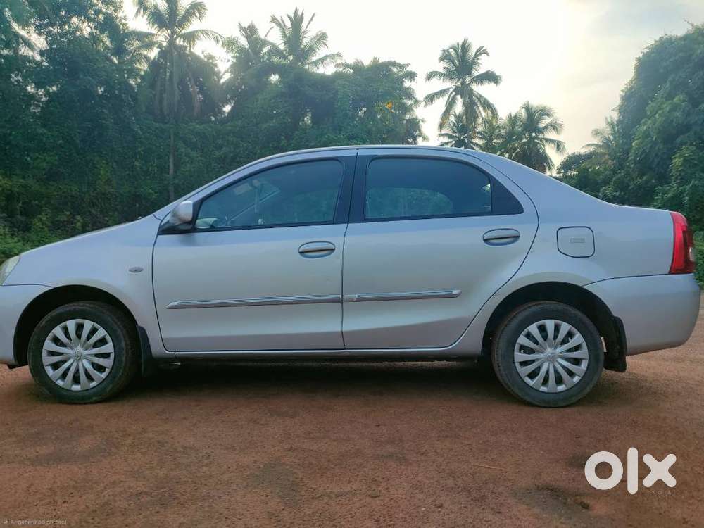 Toyota Etios G 2012