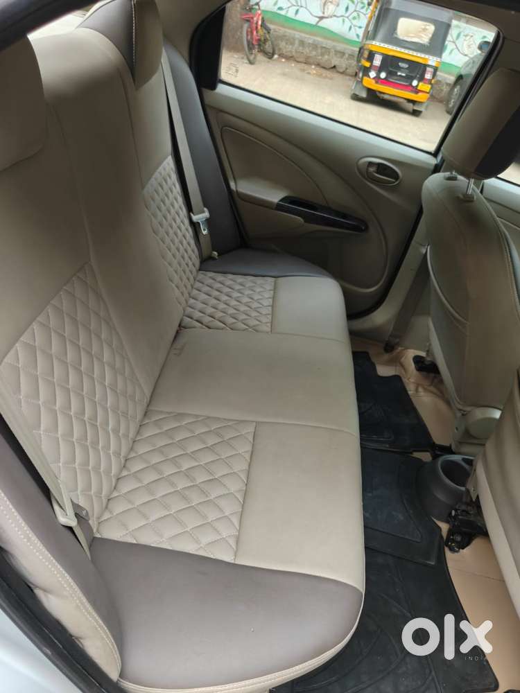 Toyota Etios V Sp, 2015, Petrol
