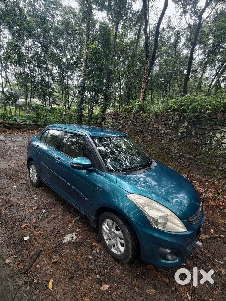 Maruti Suzuki Swift Dzire 1.2 Zxi Bsiv, 2012, Petrol