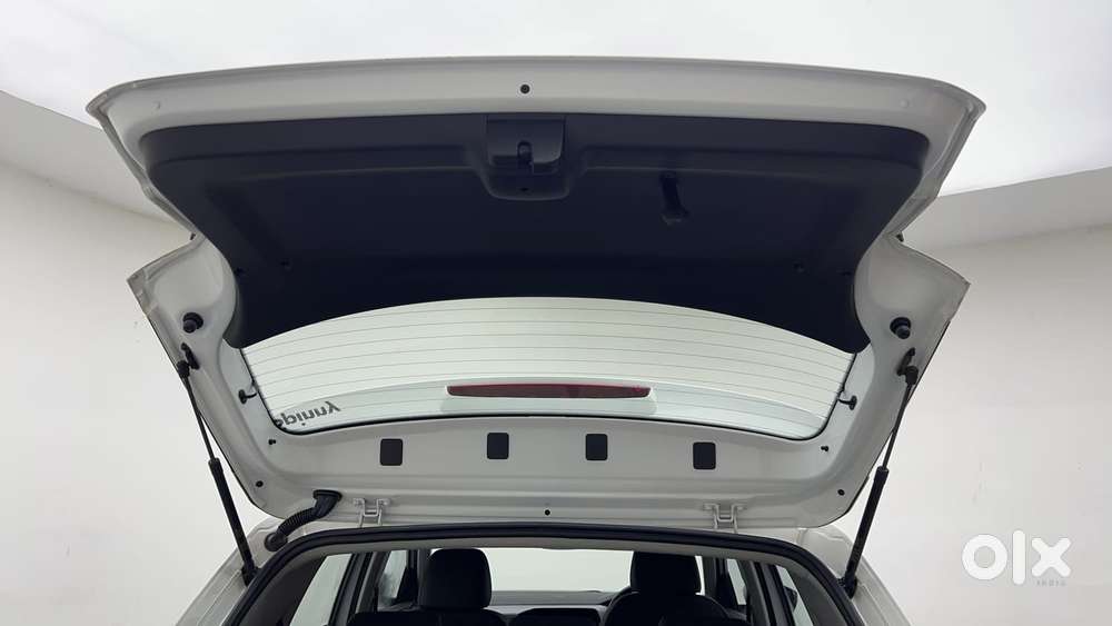 Volkswagen Taigun Topline 1.0 Tsi At (electric Seats), 2022, Petrol