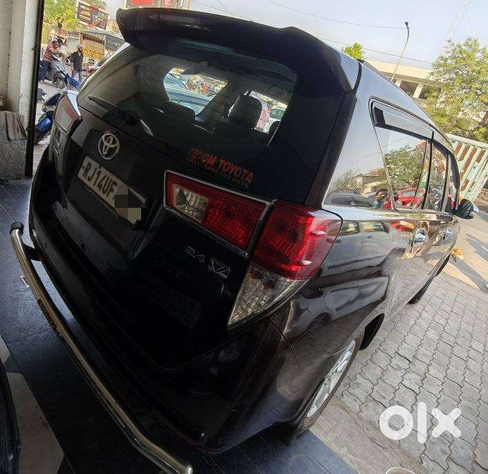 Toyota Innova Crysta 2.4 V, 2017, Diesel