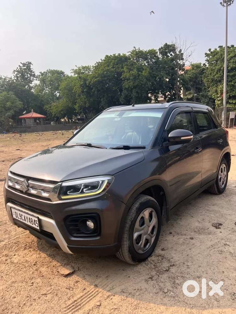 Maruti Suzuki Brezza 1.5 Zxi Plus Smart Hybrid Dual Tone, 2022, Petr..