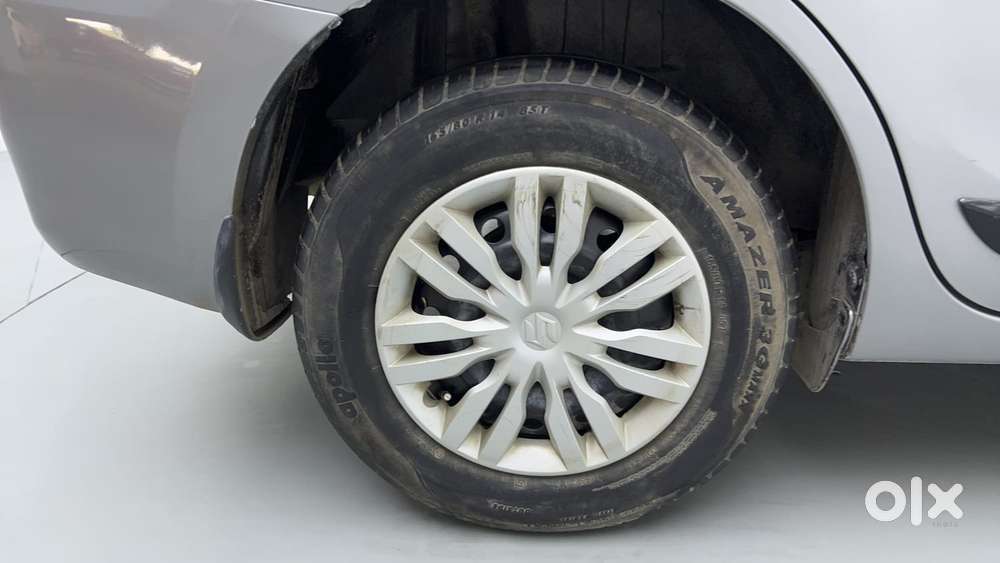 Maruti Suzuki Dzire Vxi Ags, 2021, Petrol