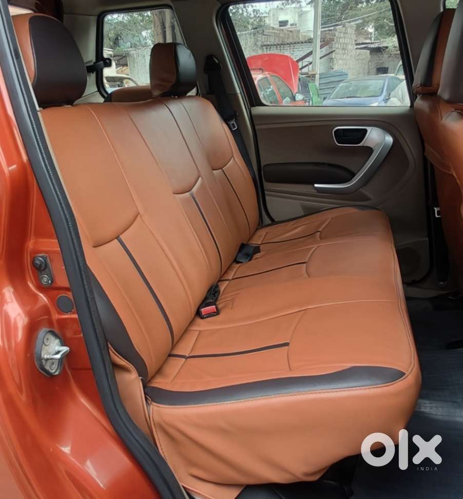 Mahindra Tuv 300 T8, 2017, Diesel