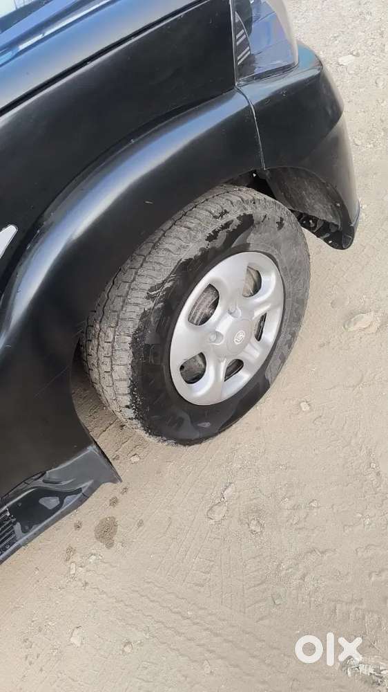 Mahindra Scorpio 2012 Manual डीज़ल
