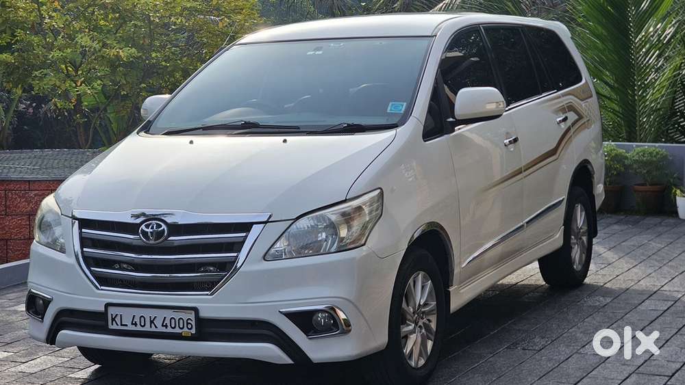 Toyota Innova 2.5 Z 2014
