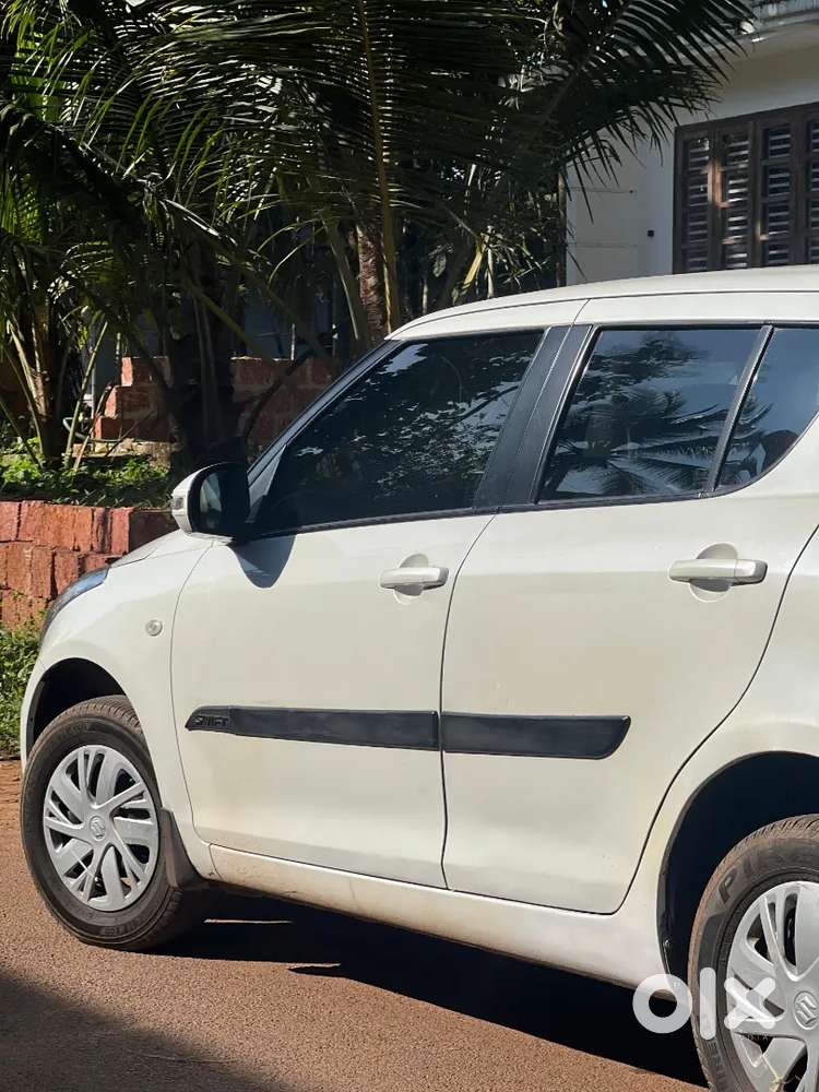 Maruti Suzuki Swift 2015 Petrol 90000 Km Driven