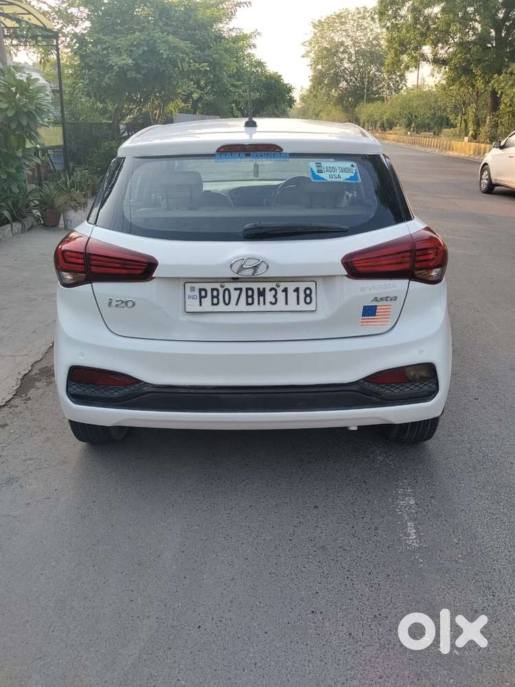 Hyundai I20 Asta 1.2 Mt Dual Tone, 2018, Petrol