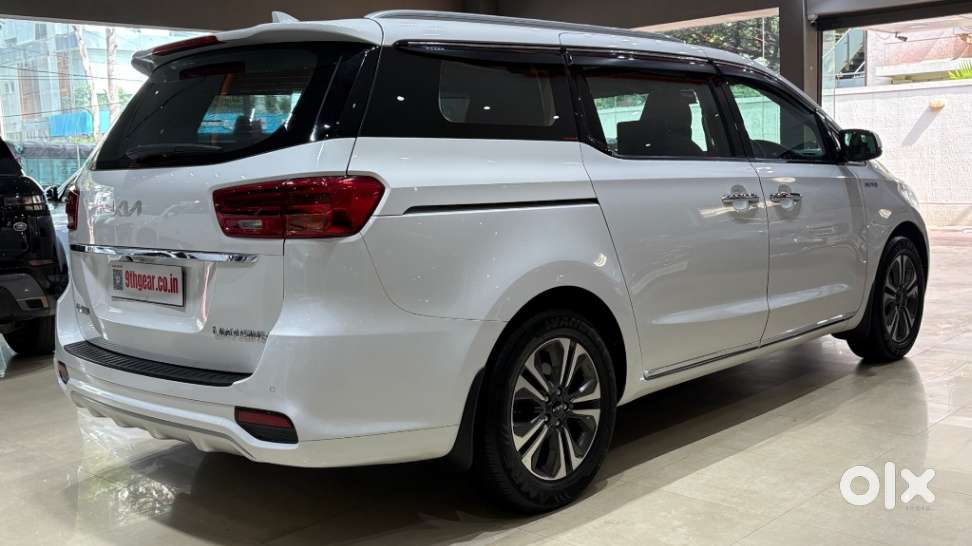 Kia Carnival Limousine Plus 7 Str, 2023, Diesel
