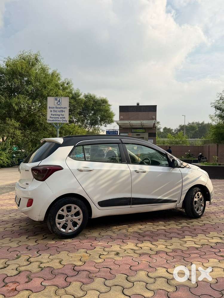 Hyundai Grand I10 Sportz 1.2 Kappa Vtvt, 2016, Petrol