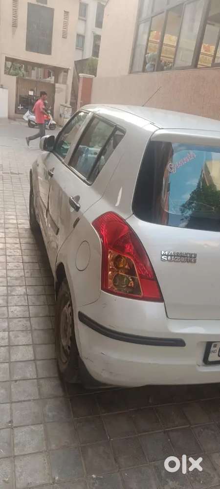 Maruti Suzuki Swift 2011 Petrol 108000 Km Driven
