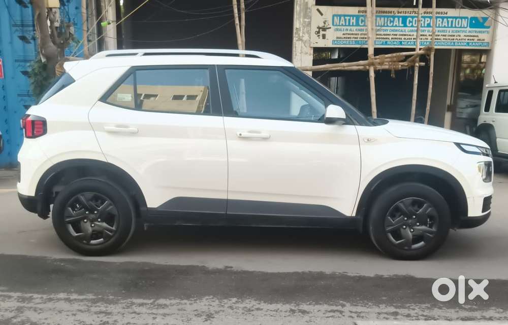 Hyundai Venue 1.2 S Plus, 2025, Petrol