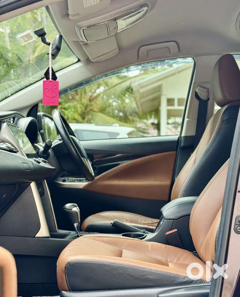 Toyota Innova Crysta 2.8z Automatic, 2017, Diesel