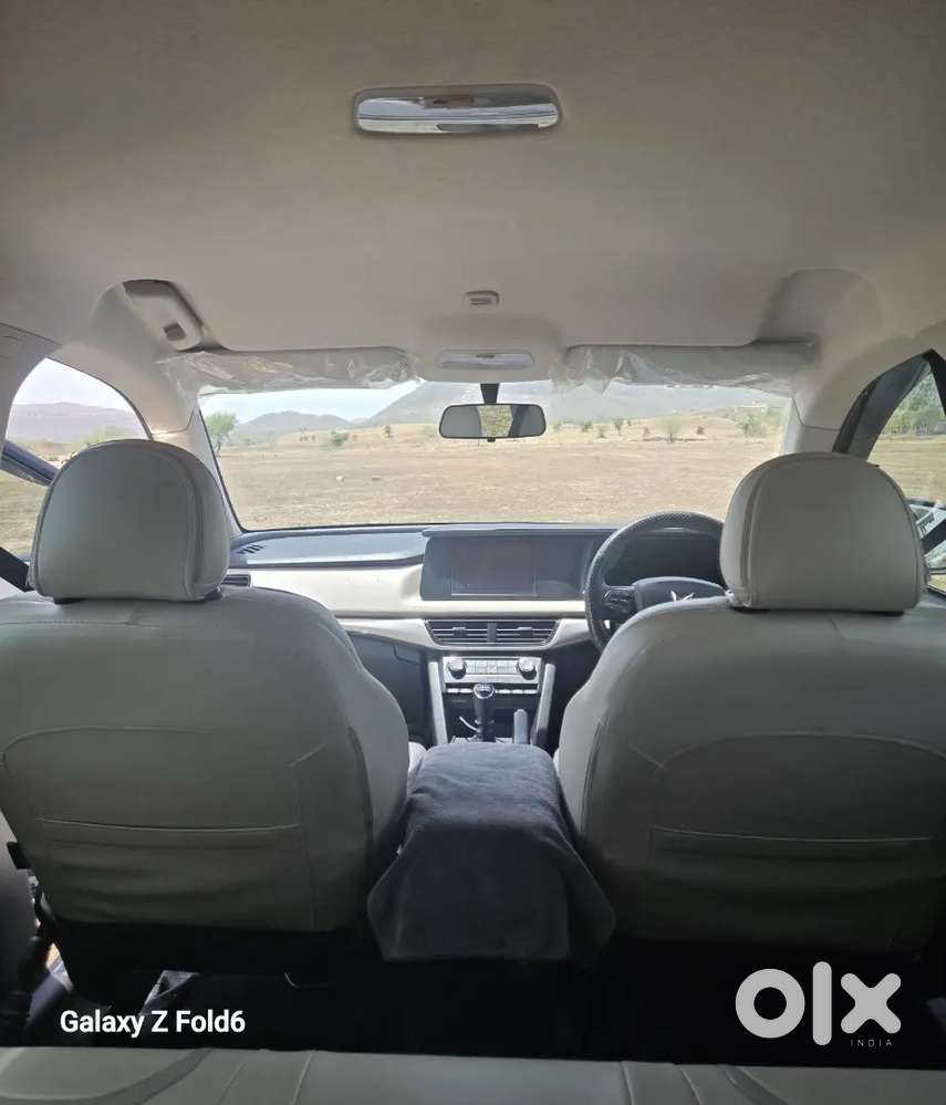 Mahindra Xuv700 2023 Diesel 28000 Km Driven