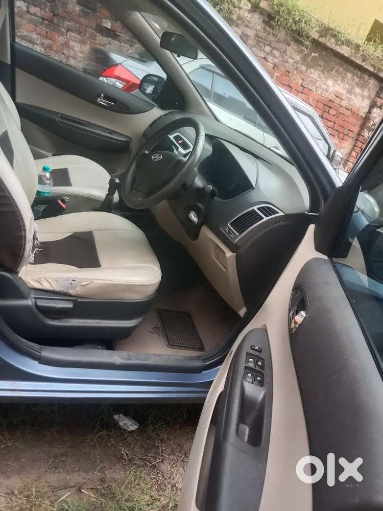 Hyundai I20 Magna 2012  Tax2027