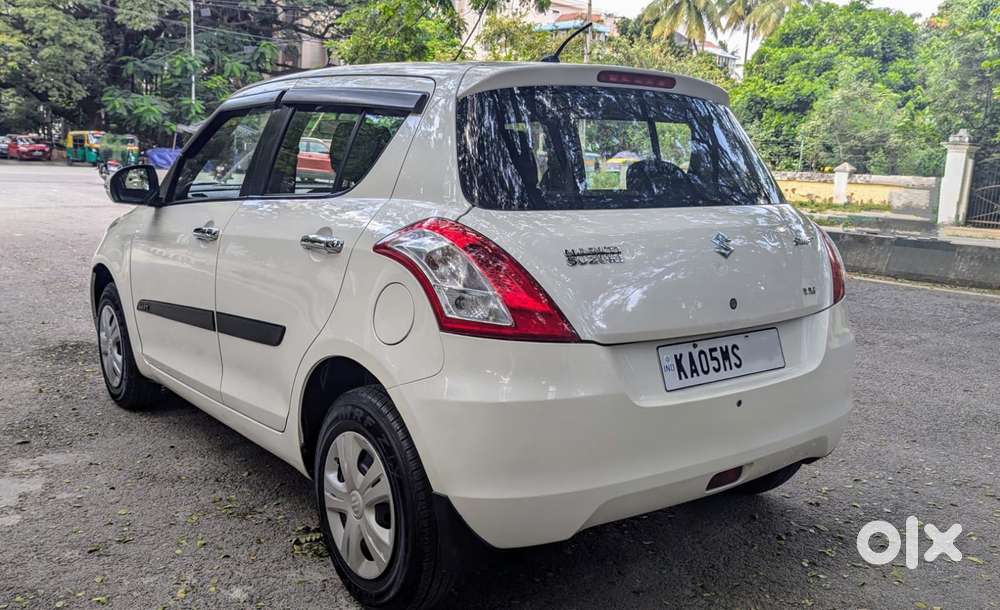 Maruti Suzuki Swift Vxi, 2016, Petrol
