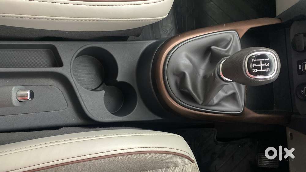 Hyundai Aura Sx Manual, 2022, Petrol