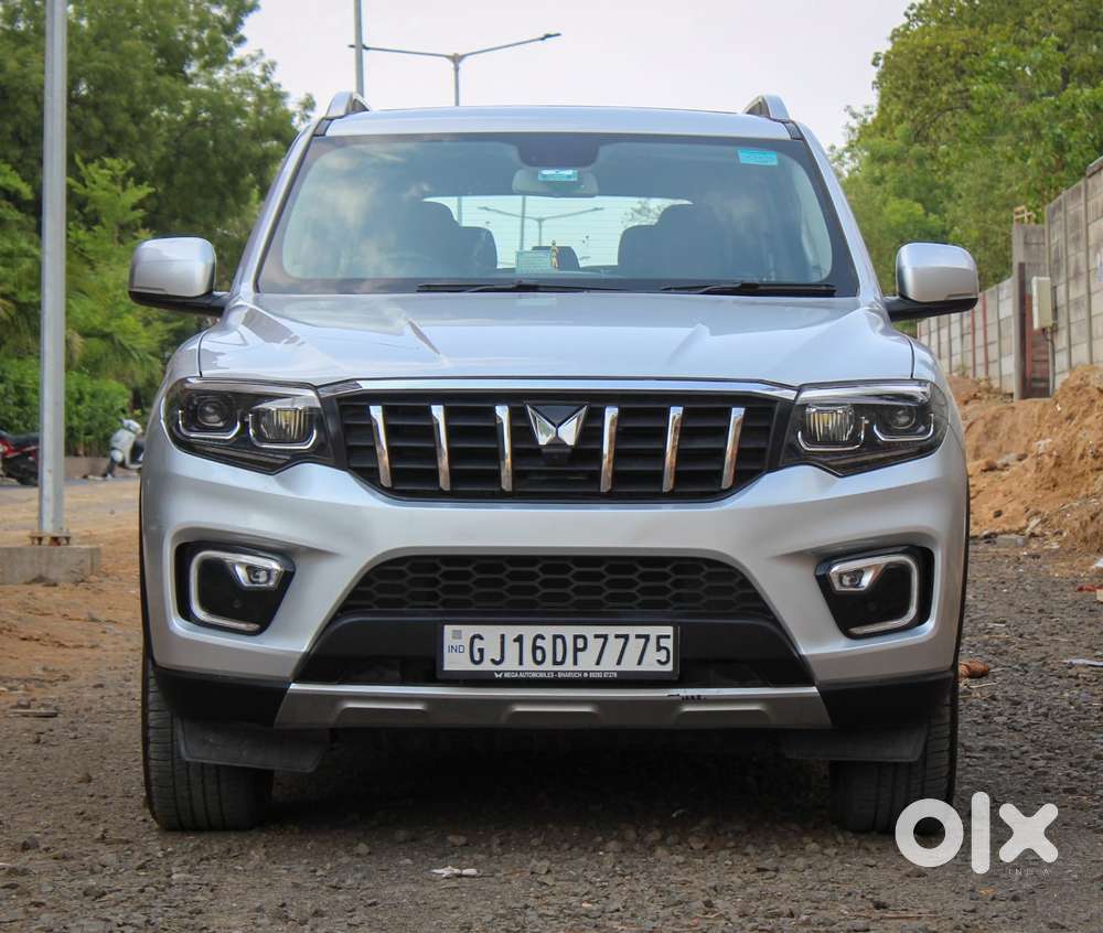 Mahindra Scorpio N Z8 L Petrol Mt 7 Str, 2024, Petrol
