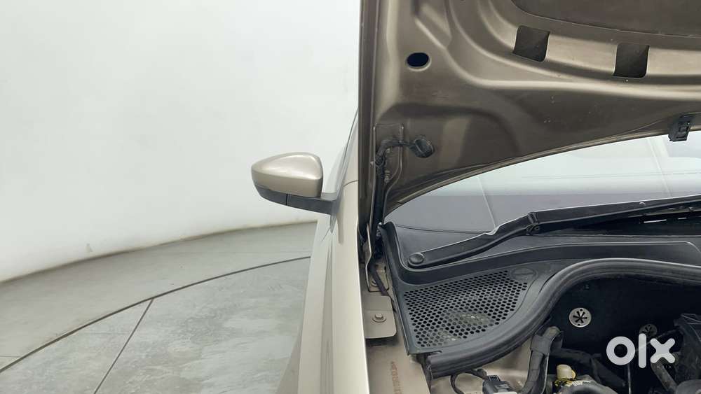 Volkswagen Vento 1.6 Highline, 2019, Petrol