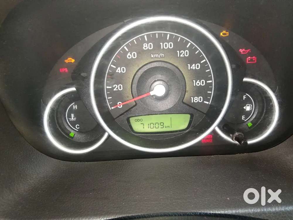 Hyundai Eon Sportz 2011 Km Driven