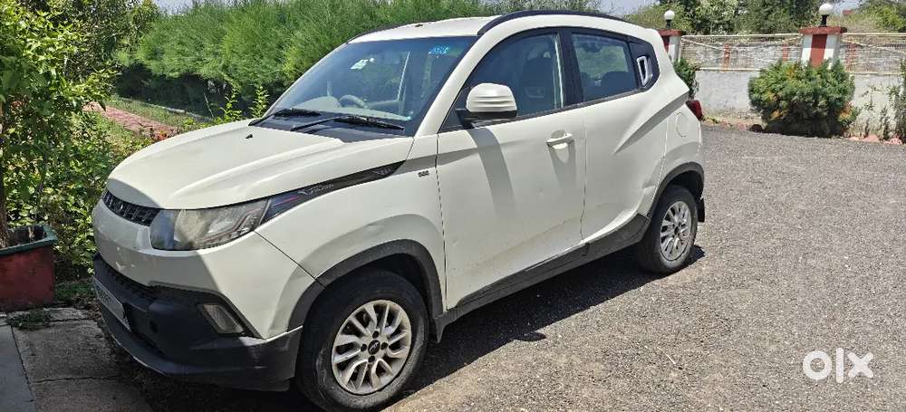 Mahindra Kuv 100 K8 Car 6 Seater Available For Sale In Good Condition.