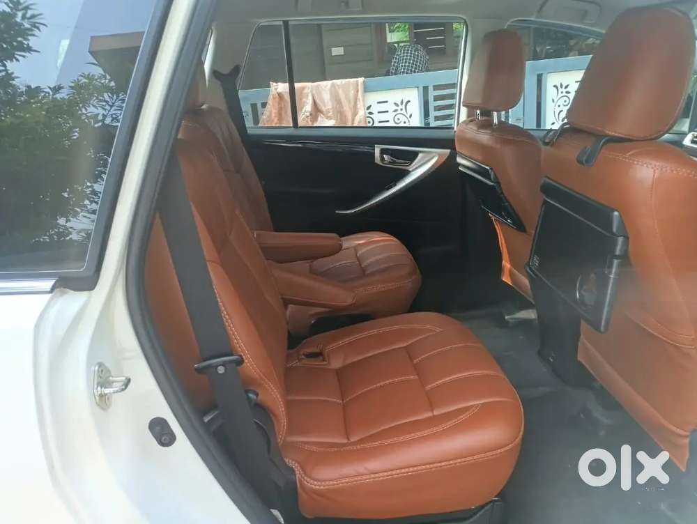 Toyota Innova Crysta 2019 Diesel Manual