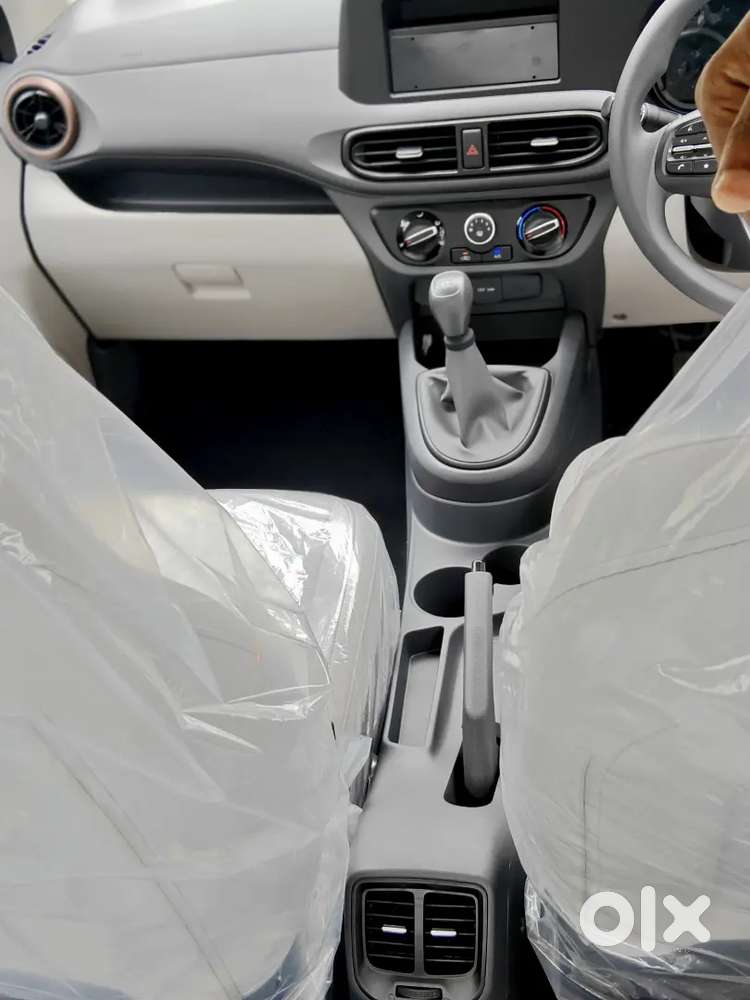 Hyundai Aura Prime Sd Kappa Bi-fuel (petrol + Factory-fitted Cng)