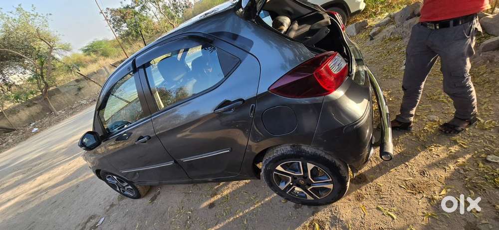 Tata Tiago Xz Plus Bs6, Model Mfg 7/2020, Petrol+cng  Only ₹4,75,000