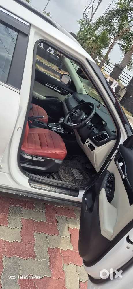 Kia Seltos Petrol 2023 Year
