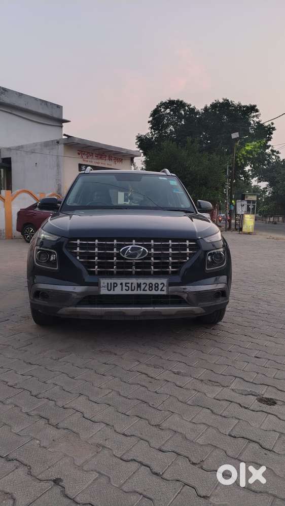 Hyundai Venue 1.0 Sx Turbo Imt Dual Tone Sport, 2021, Petrol