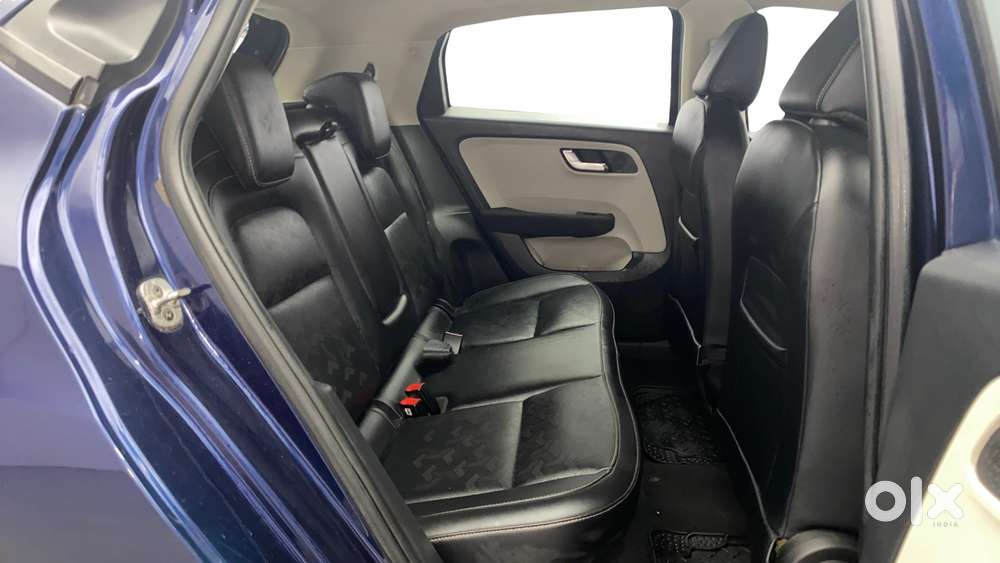 Tata Altroz 1.2 Xza Plus, 2022, Petrol