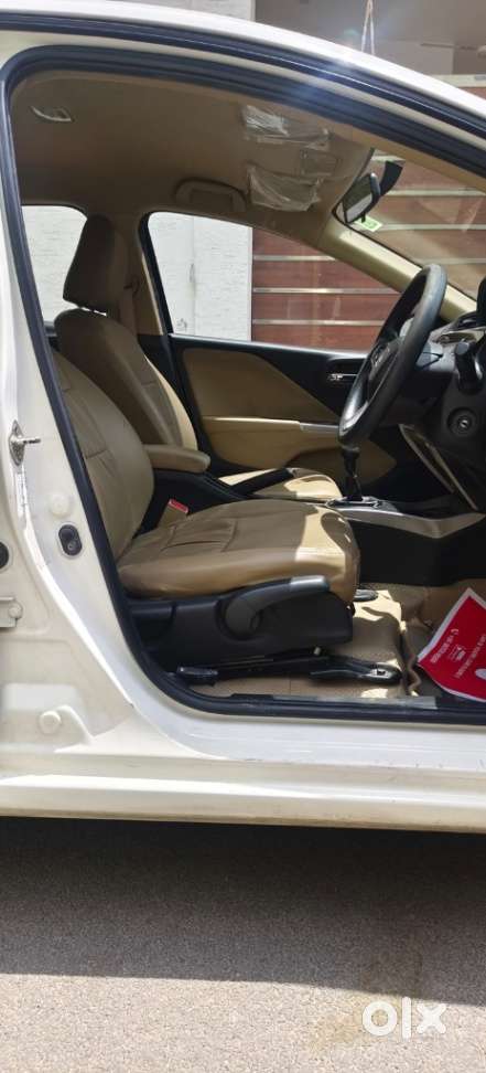 Honda City V Petrol Cvt, 2016, Petrol