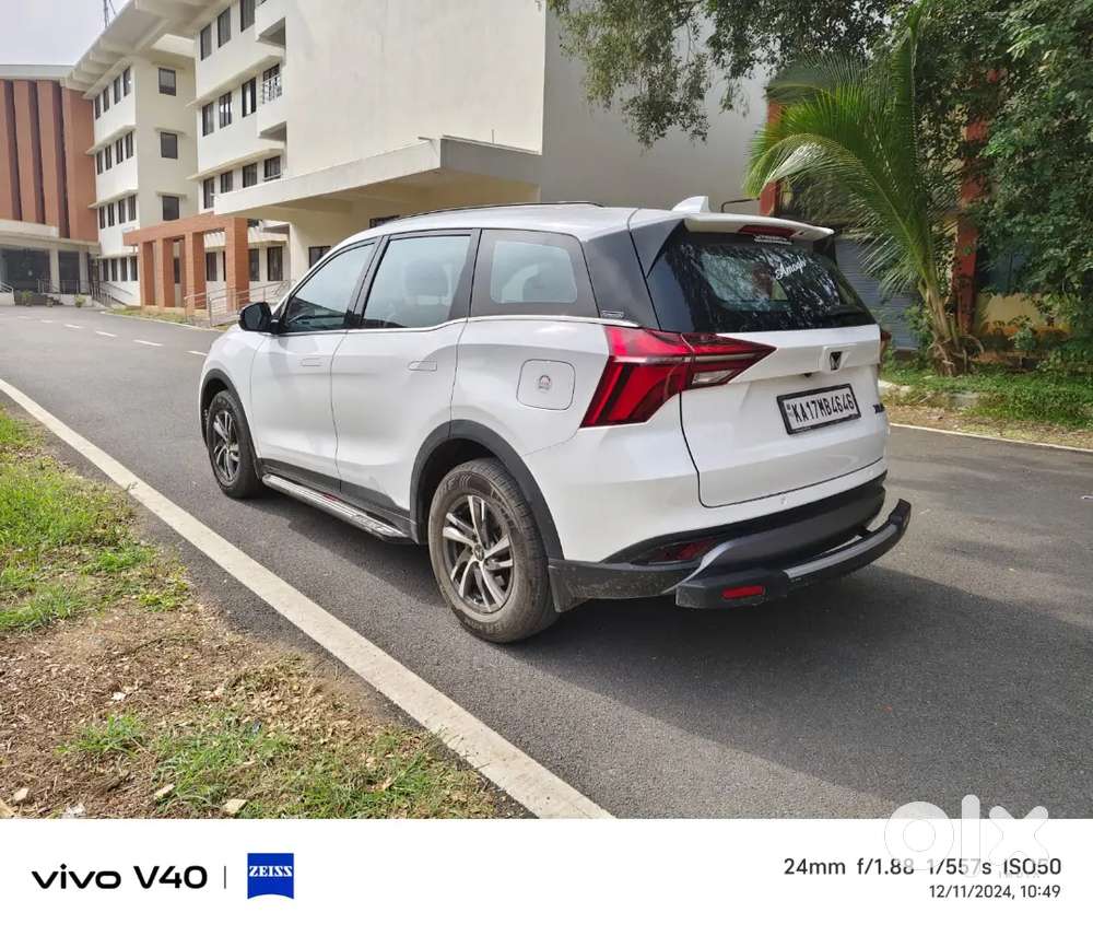 Xuv 700 ,less Driven Showroom Condition Vehicle