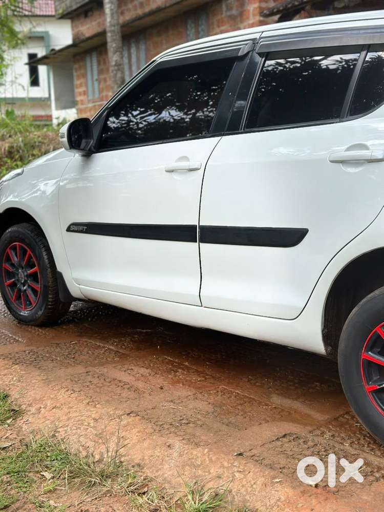 Maruti Suzuki Swift 2016