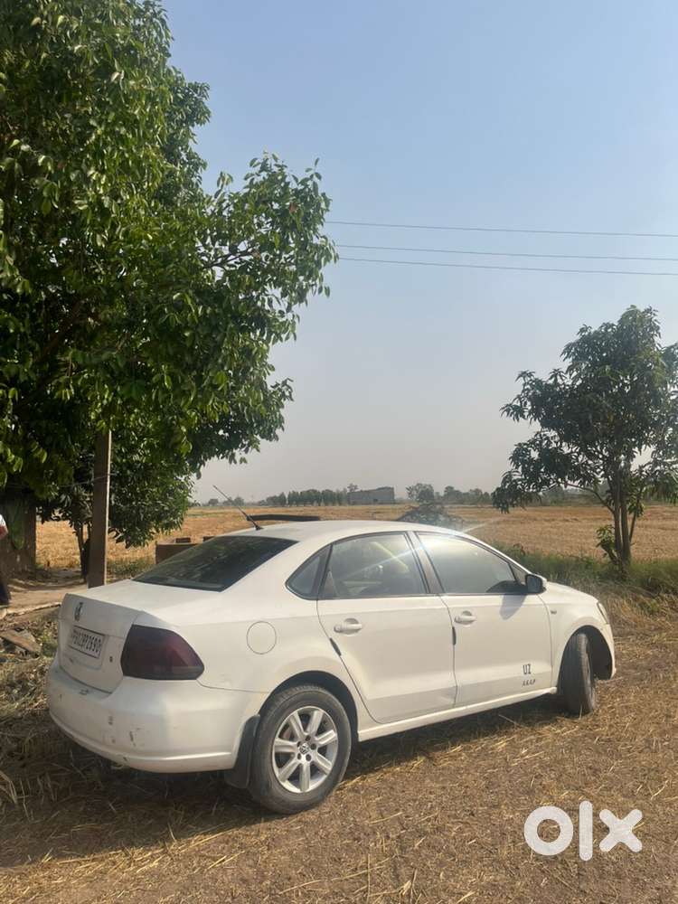 Volkswagen Vento Petrol 2011