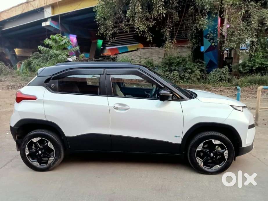 Tata Punch Ev Empowered S Lr, 2024, Electric