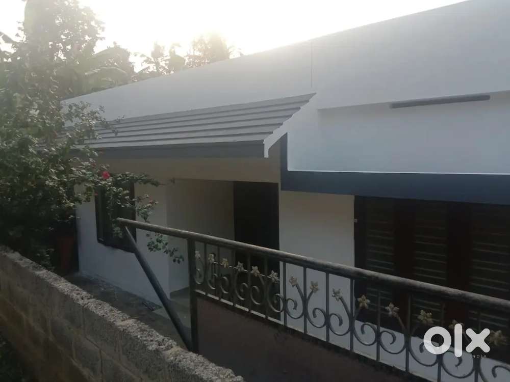 3bhk Independent house Nedumangad