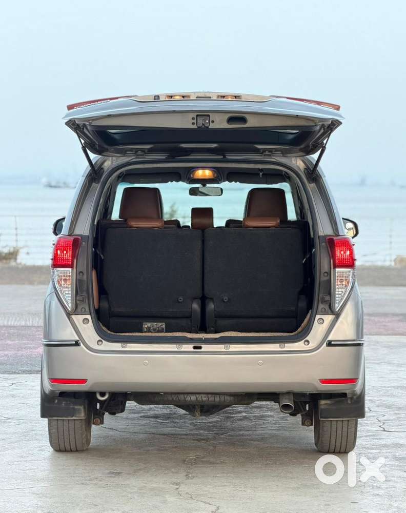 Toyota Innova Crysta 2.8 Zx At, 2016, Diesel