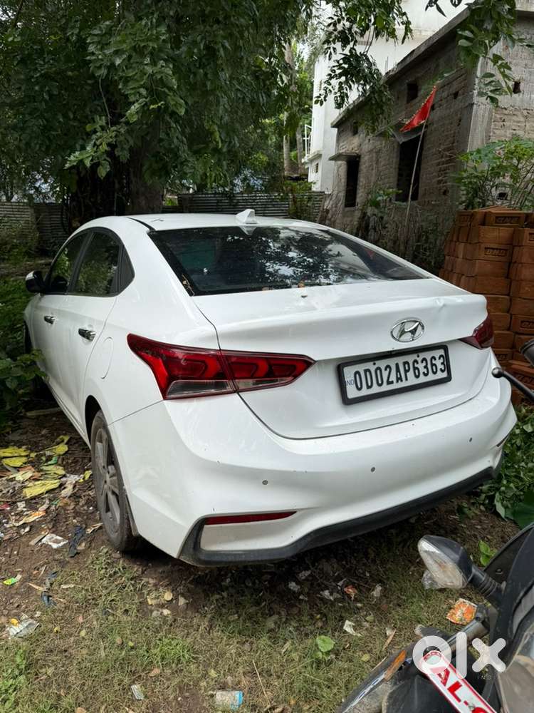 Hyundai Verna Petrol Manual 2017