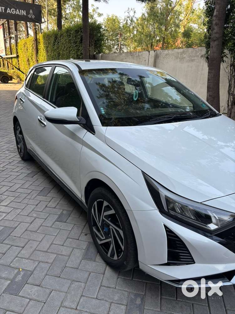 Hyundai Petrol Manual 2025