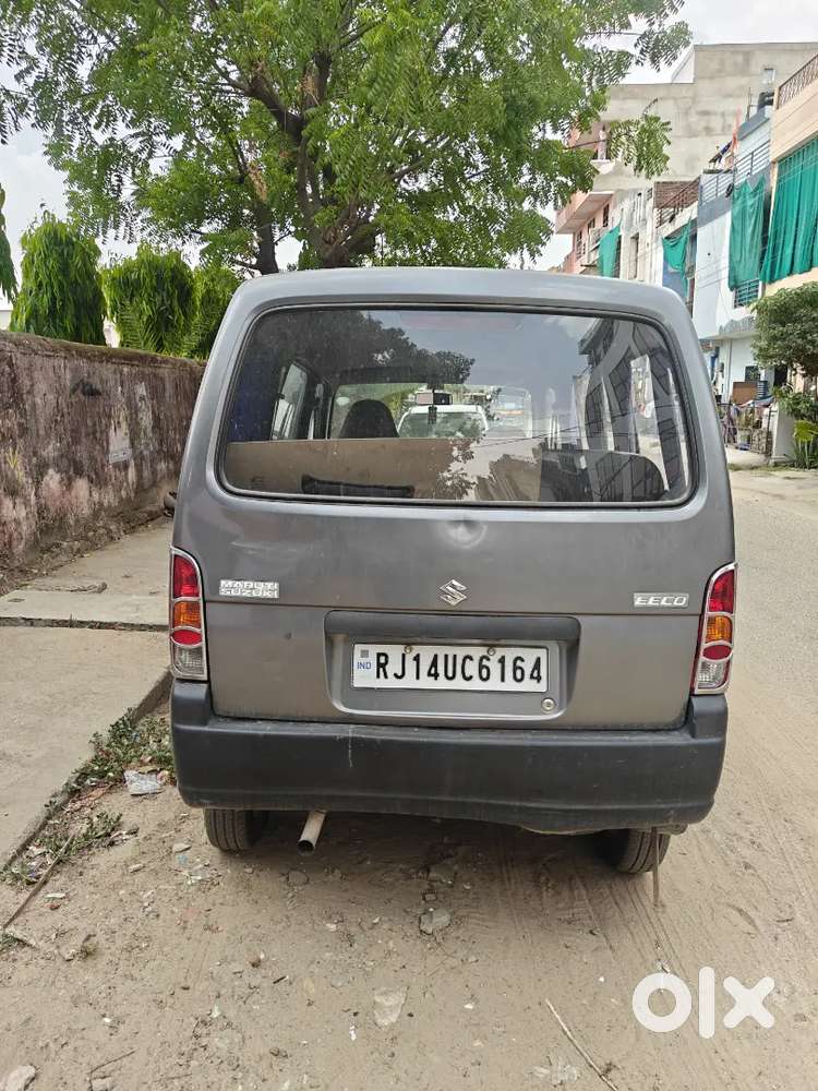 Maruti Suzuki Eeco 2013 Lpg Well Maintained