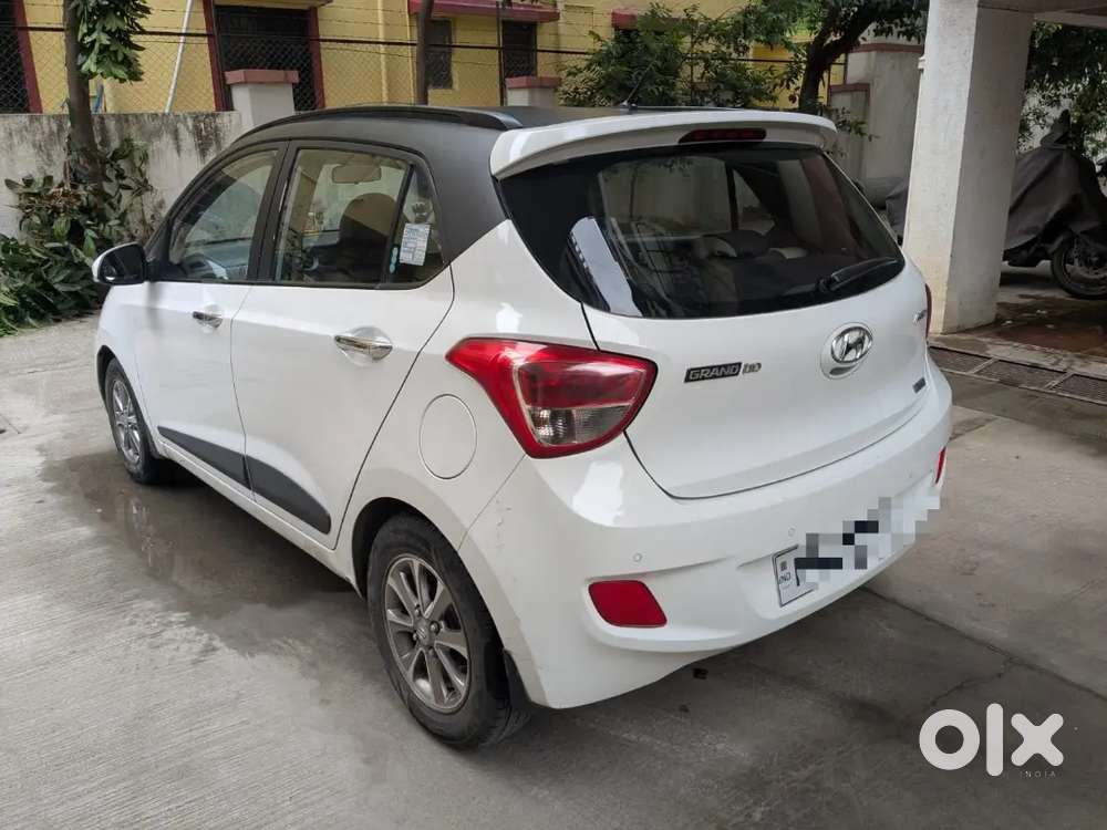 Hyundai Grand I10 2016 Petrol Asta Automatic