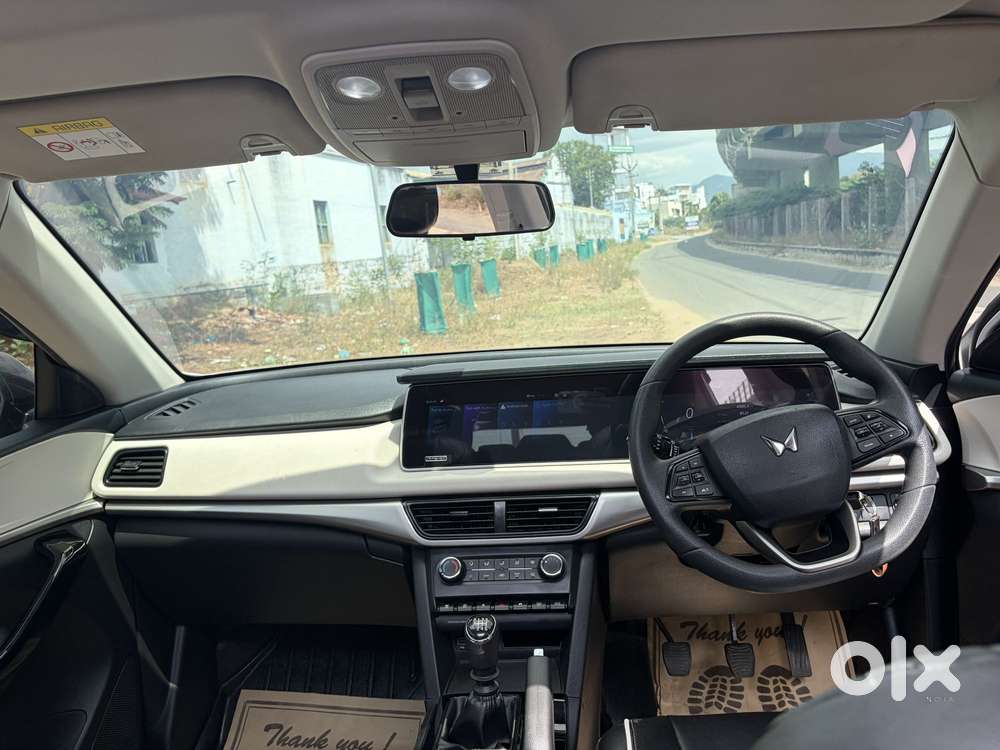 Mahindra Xuv700 2.2 Ax 5 Diesel At 7 Str, 2024, Diesel