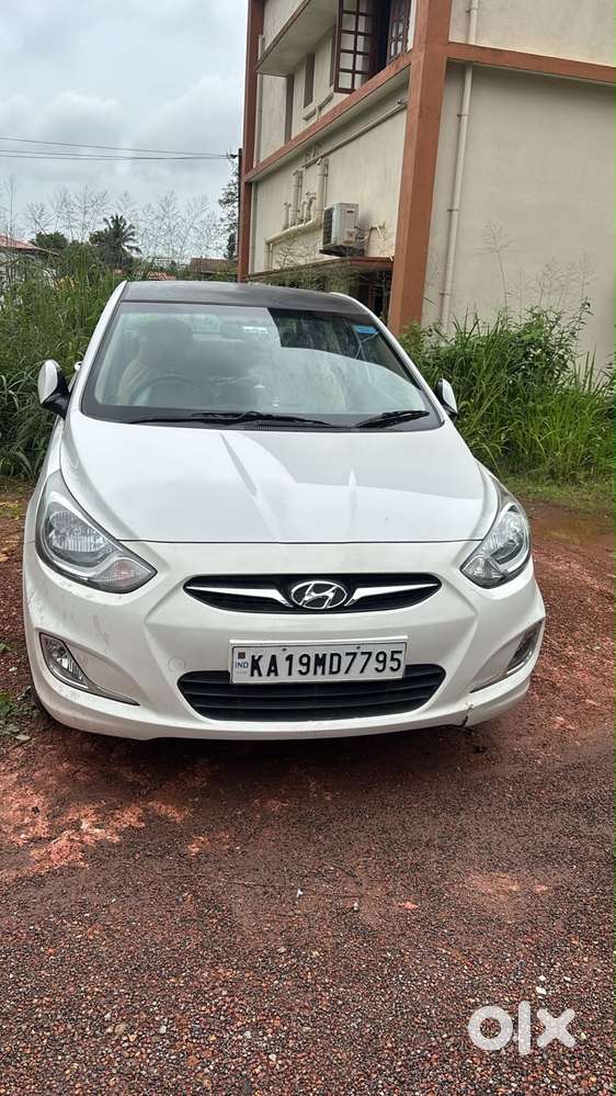 Hyundai Fluidic Verna 2014 Petrol Good Condition