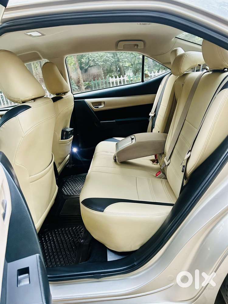 Toyota Corolla Altis 2013-2017 Vl At, 2016, Petrol